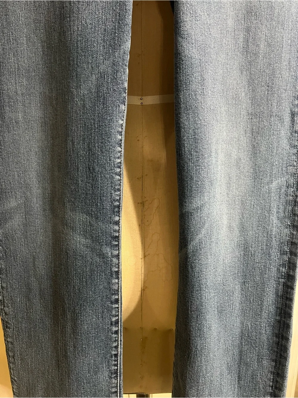 7 for all Mankind Carsen Straight Leg Jean Size 34